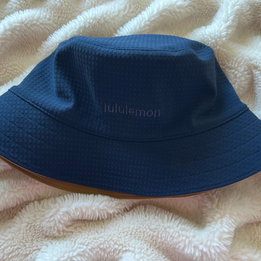 Lululemon Bothways Bucket Hat